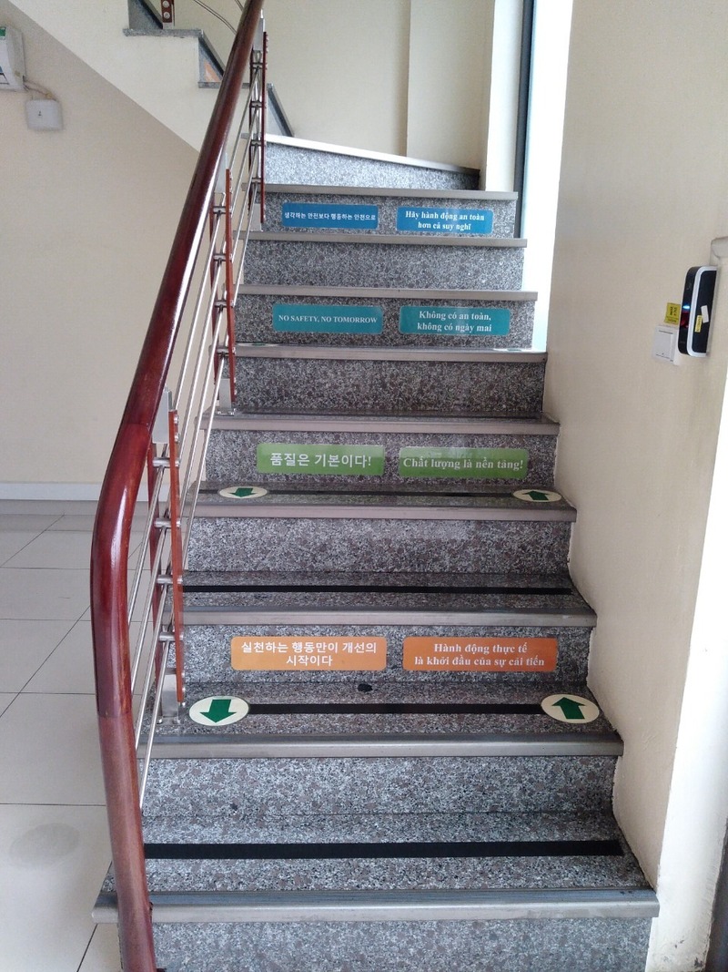 miếng dán chống trượt