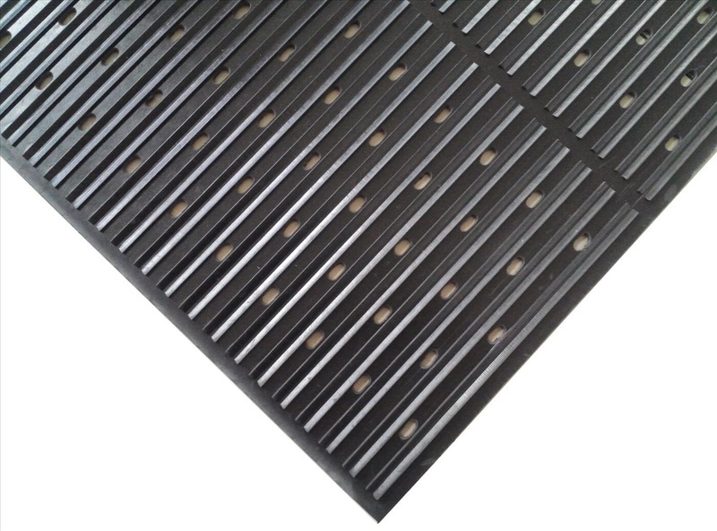 thảm cao su chống trơn