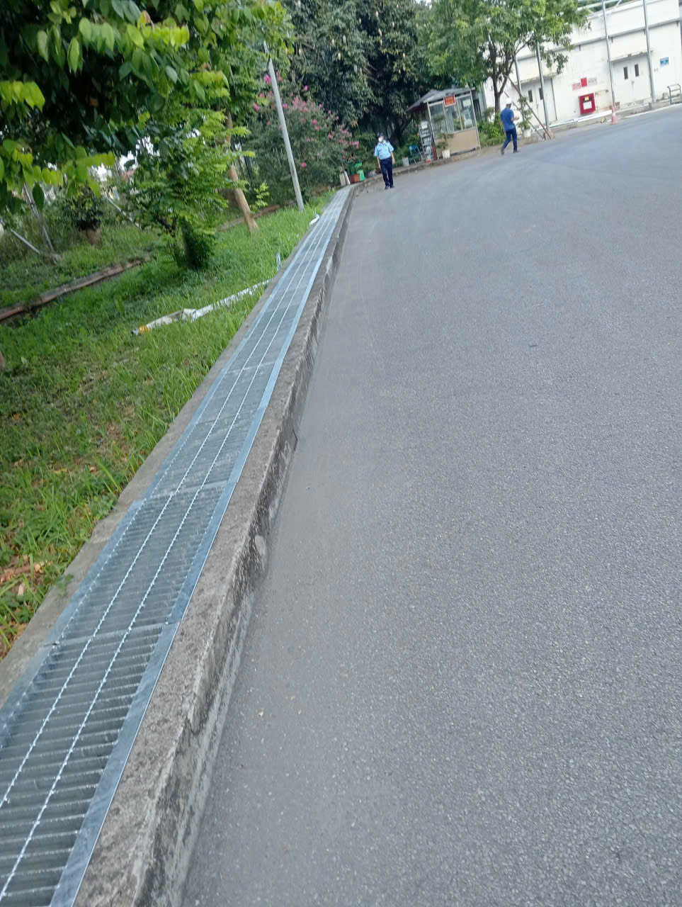 Cung-cấp-và-lắp-đặt-tấm-sàn-grating-thép-mạ-kẽm-Nhà-máy-Điện-Stanley- Gia-Lâm- Hà-Nội