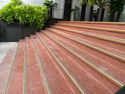 chống trượt cầu thang